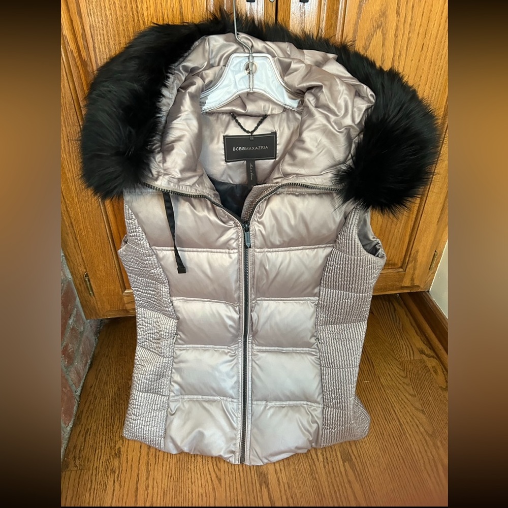 BCBG MaxAzria Fuax Fur metallic vest women’s medium